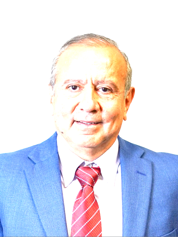 Lic. y A.A. Mario Palos Garza